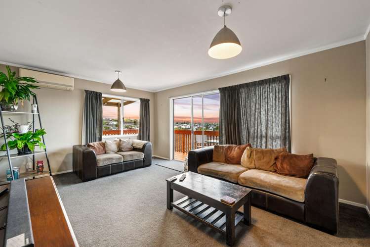 11 Seakens Way Glen Eden_4