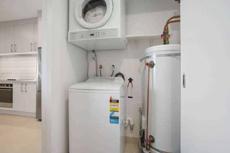 702/6 Waikumete Road Glen Eden_12