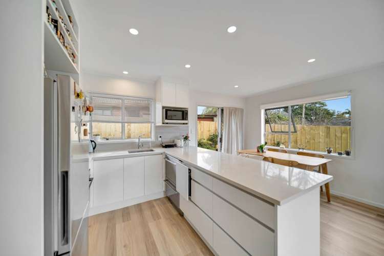 1/7 Flavia Place Lynfield_16