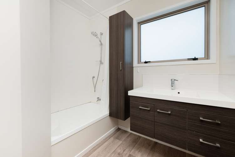 128b Karewa Parade Papamoa_16