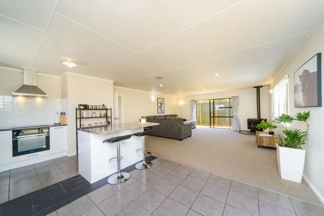 15 Dahlstrom Grove Kelvin Grove_1