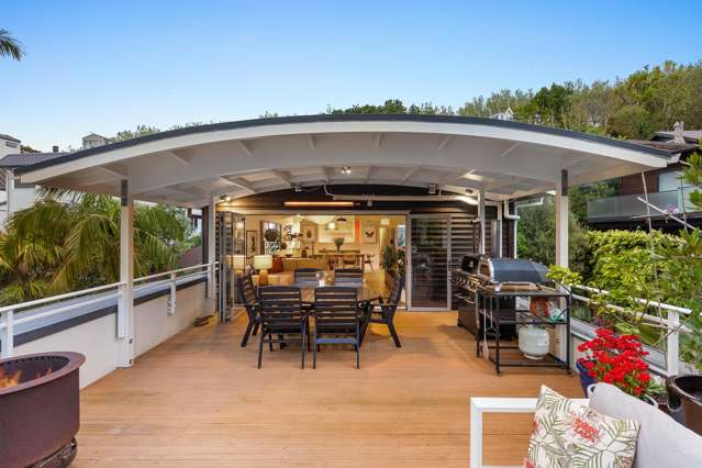 Freemans Bay's best buy - move in for Christmas