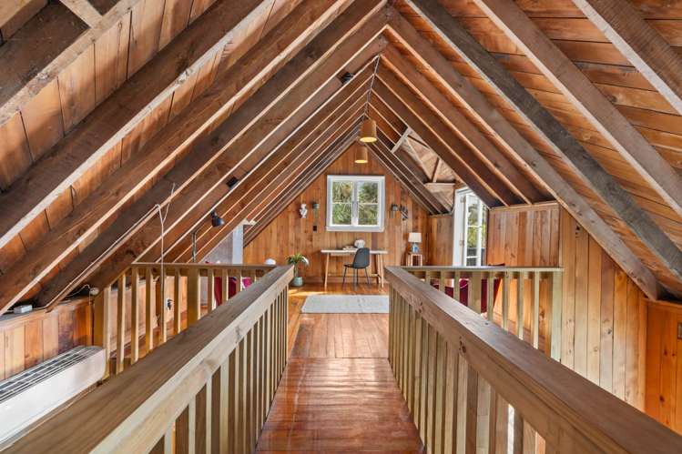 83 Anawhata Road Anawhata_14