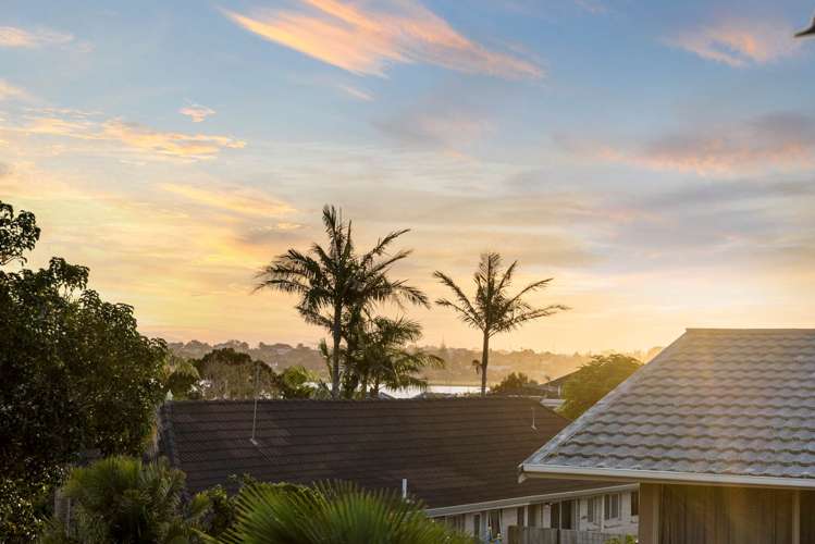 28 Fielding Crescent Farm Cove_21