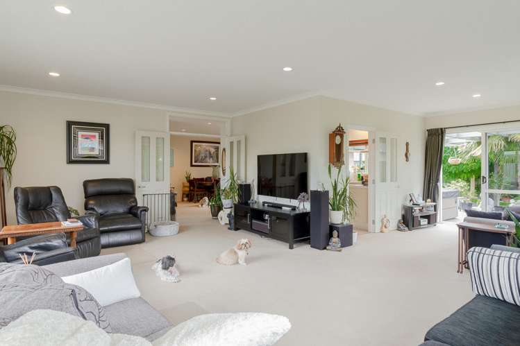 10 Somes Place Poraiti_3