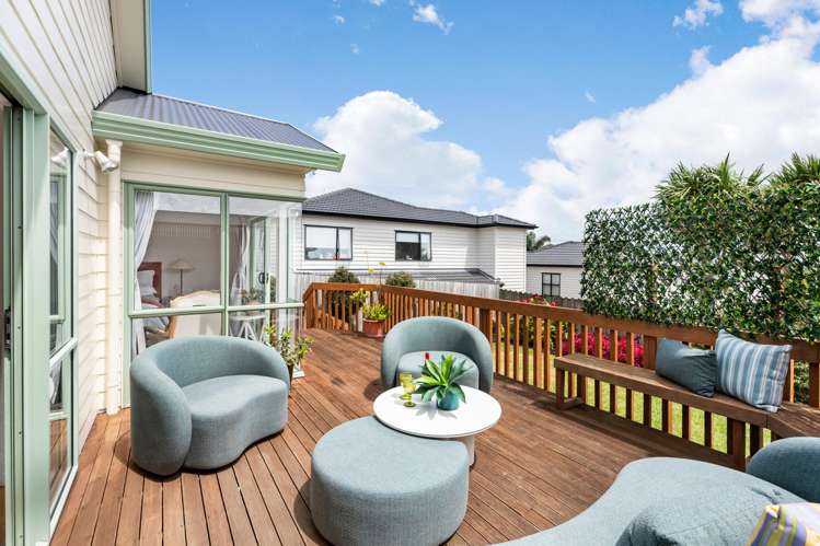 9a Bradbury Road Botany Downs_12