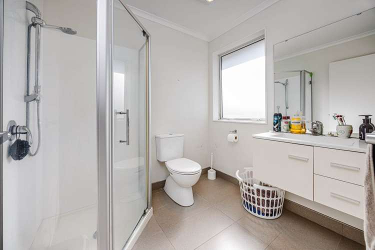 13 Phar Lap Crescent Takanini_10