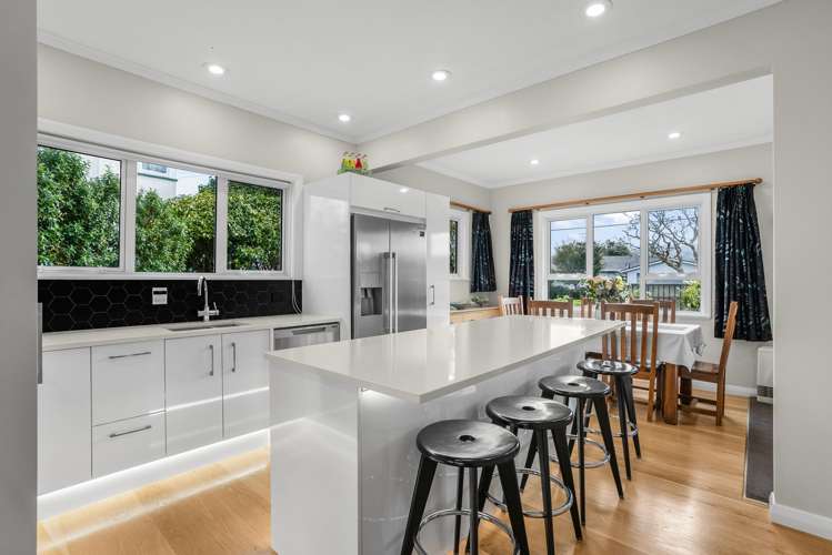 140 Waiwhetu Road Waterloo_8