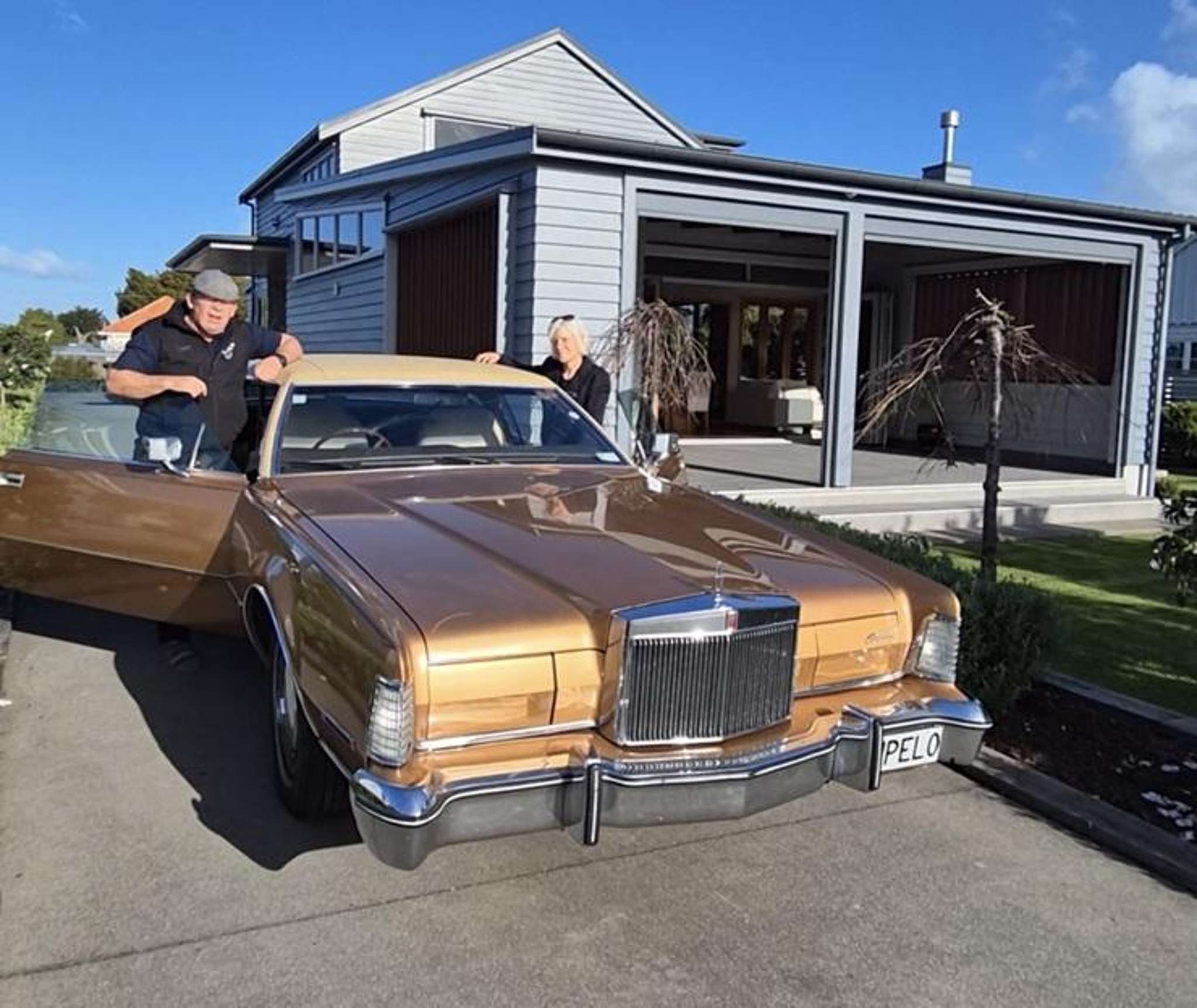 'Buy a house, get a $50K car for free': Retirees sweeten cut-price deal with vintage motor