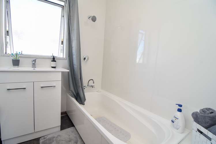 25 Railway Crescent Masterton_8