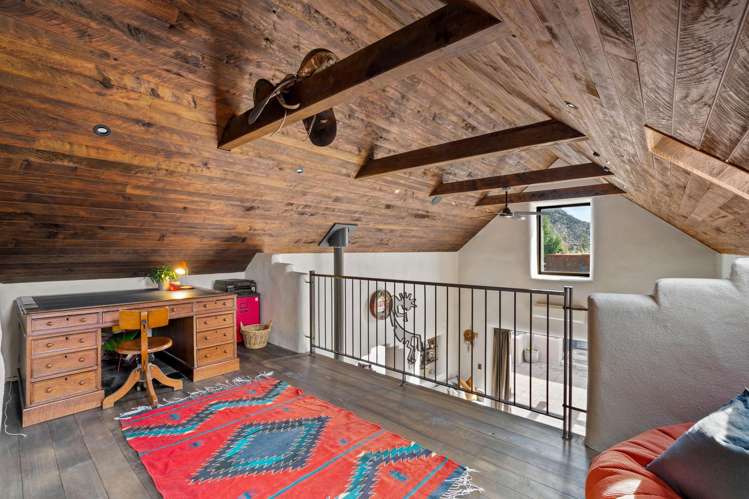 9 Balneaves Lane Albert Town_11