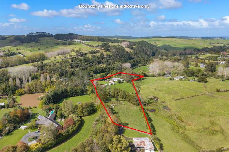 1102 Peak Road Waikoukou Valley_24