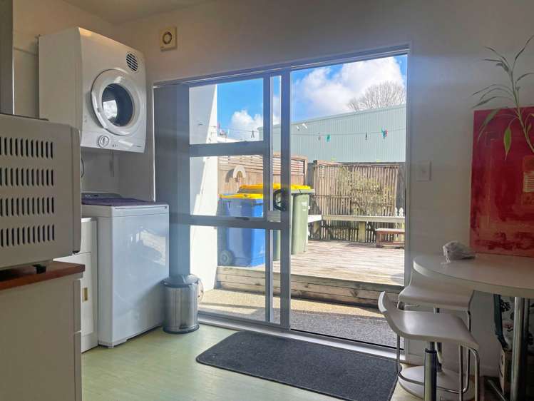Unit A3/15 Lovell Court Rosedale_6