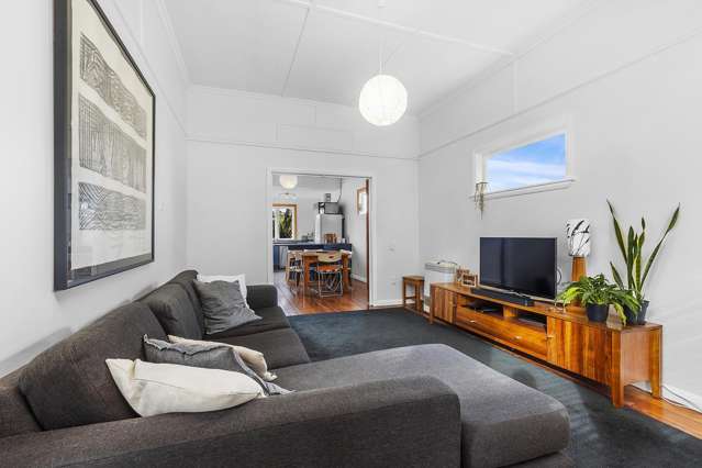 16 Charlotte Avenue Brooklyn_3