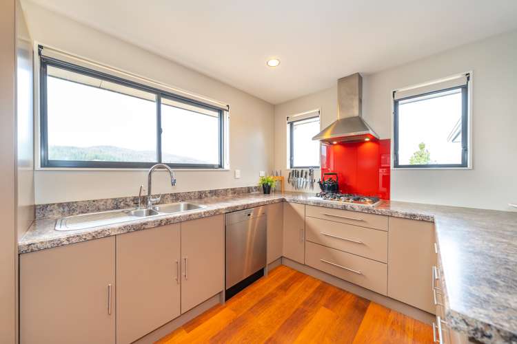 13 Mcewen Crescent Riverstone Terraces_11