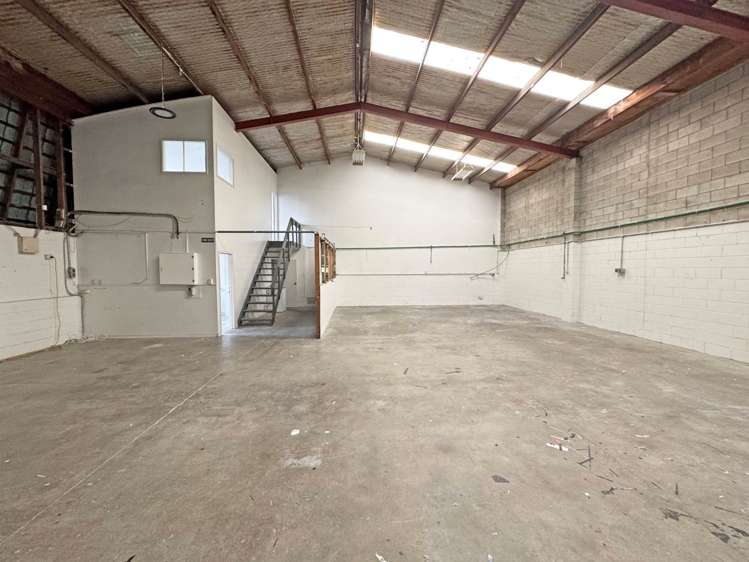 B2/24 Andromeda Crescent East Tamaki_2