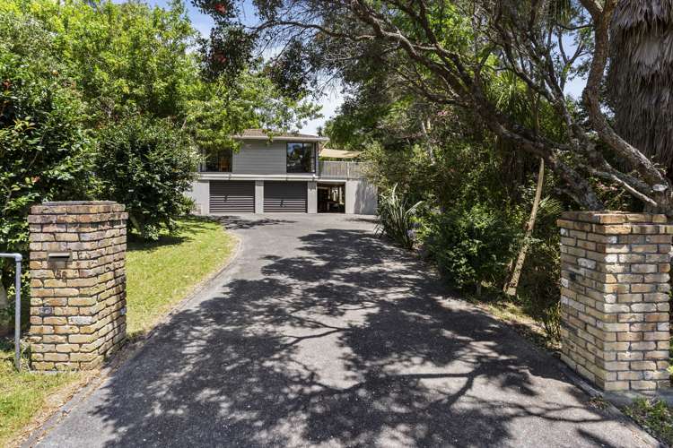 66 Gledstane Road Stanmore Bay_21