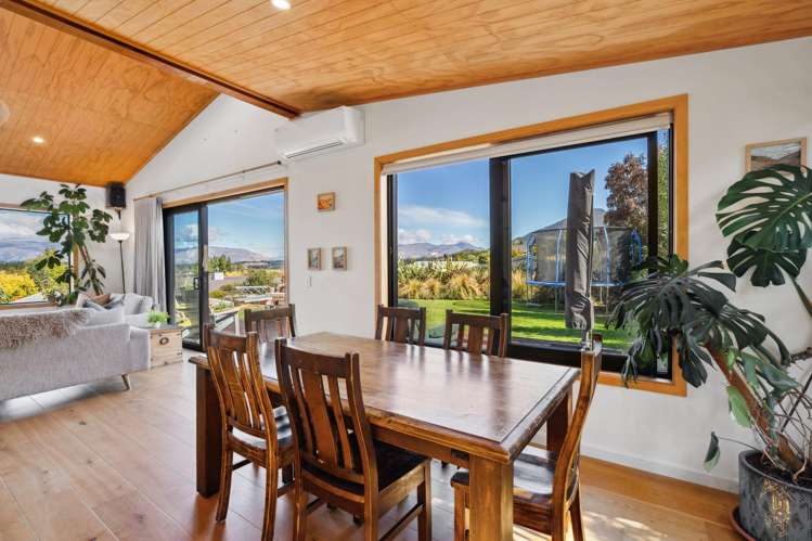 54 Nichol Street Lake Hawea_3