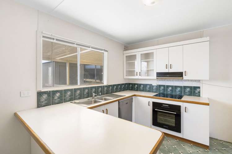 52 George Street Junee_2