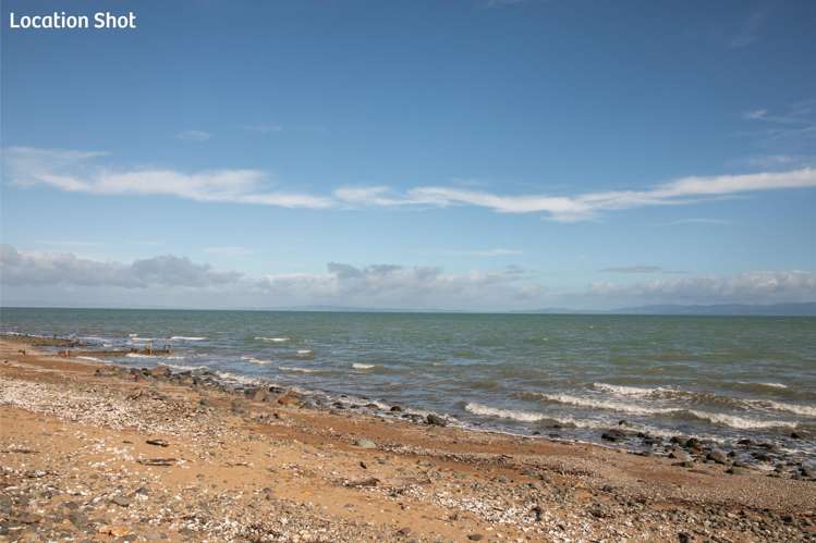36 Seaview Ave Te Puru_23
