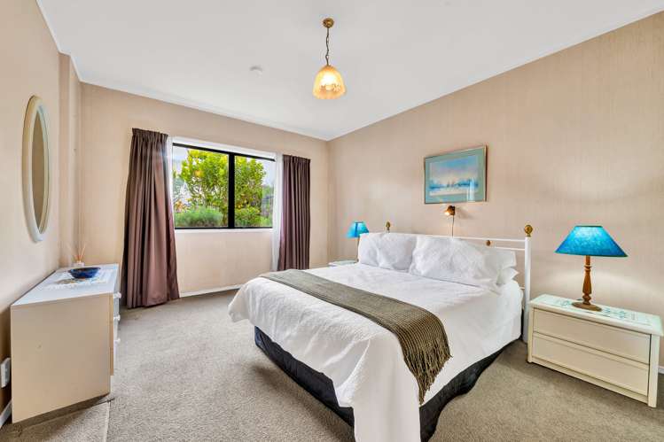 3 Hoani Glade Saint Johns_12