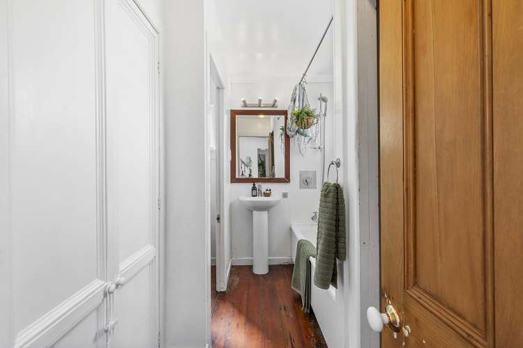 241 Ohiro Road Brooklyn_7
