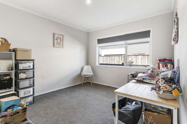 29 Armstrong Avenue Carterton_10