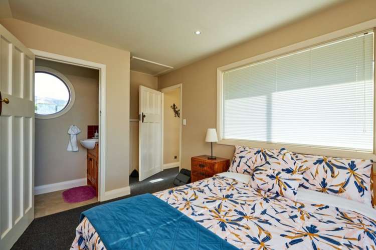 11 Sunrise Place Kekerengu_26