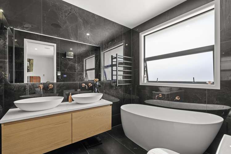 34 Evelyn Crescent Marshland_17