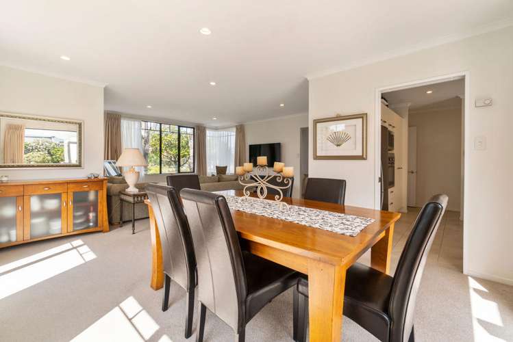 8 Cellarmans Street Te Atatu Peninsula_6