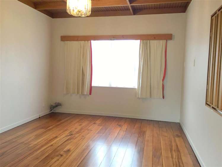 11 Hutchinson Avenue New Lynn_4