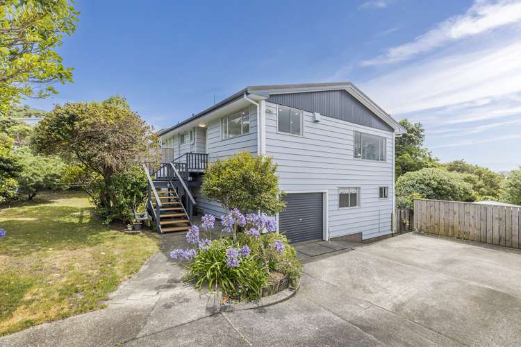 24 Fairburn Grove Johnsonville_8
