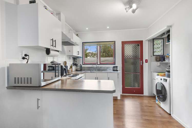 7 Lorna Place Brookfield_6