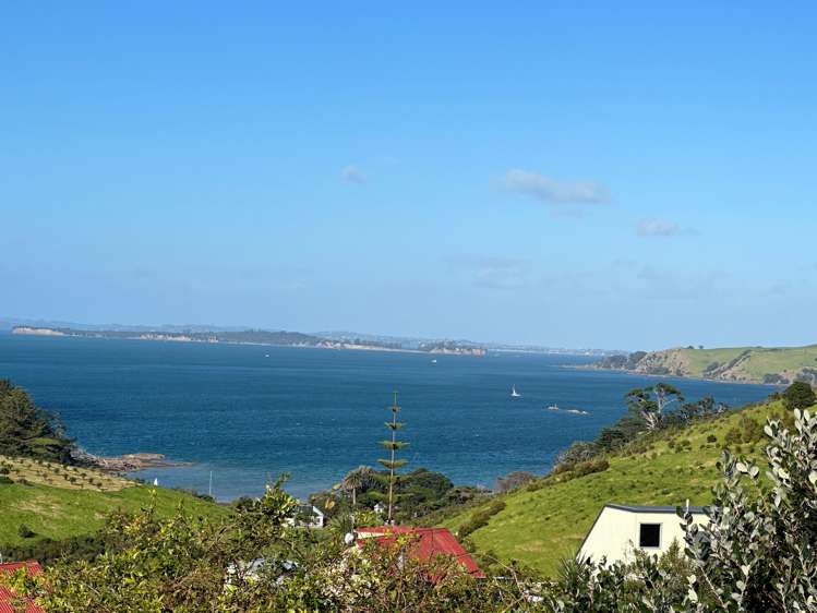 15 Ocean View Crescent Rakino Island_18