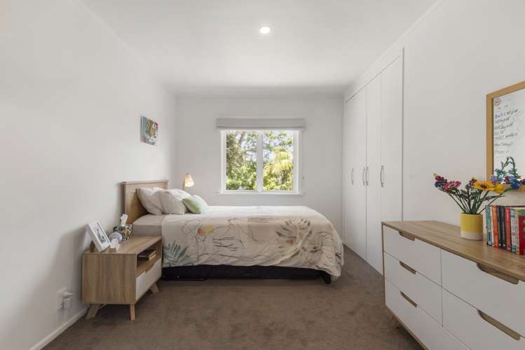 34 Tiri Tiri Road Birkdale_13