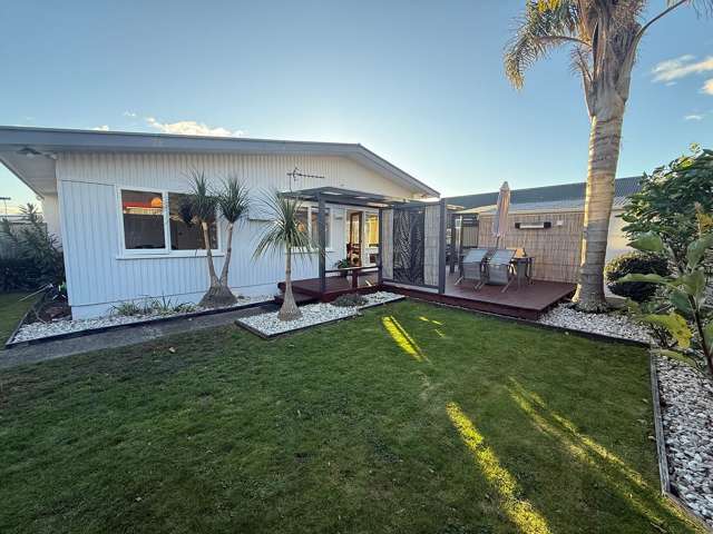 The Wood, Nelson | Steps from the Maitai & CBD