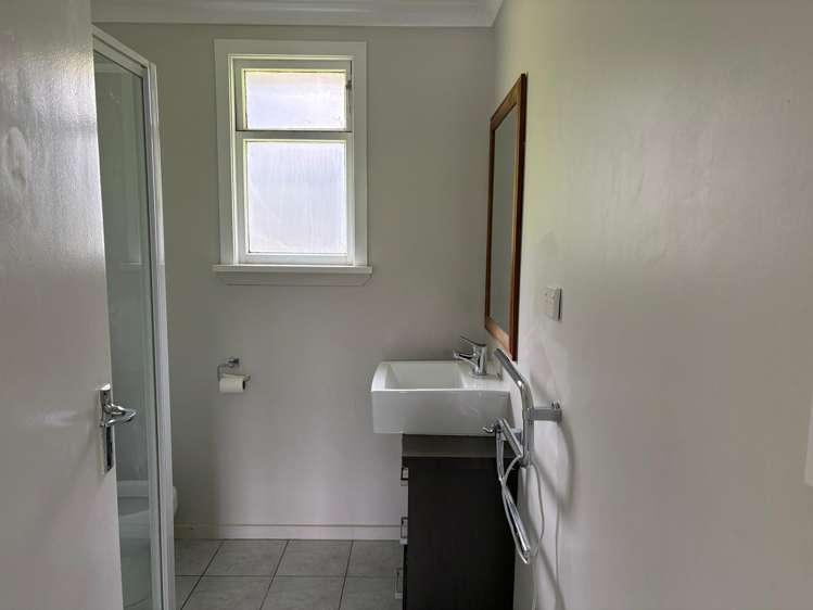 489 Kaikorai Valley Road Bradford_13