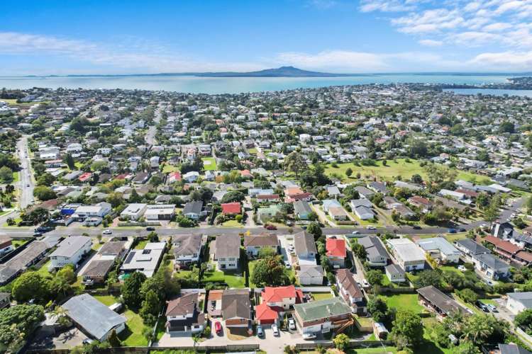 209 Forrest Hill Road Forrest Hill_24