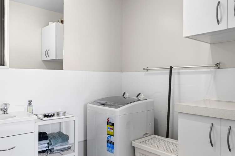 2/25 Gleneagles Terrace Ilam_18