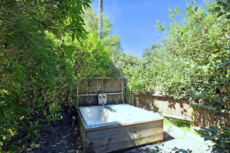 15 Tukurua Road Parapara_30