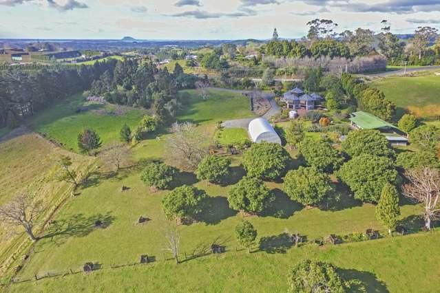 376 Esdaile Road Whakamarama_1