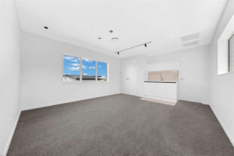 5 Hapukupuku Avenue Beachlands_27