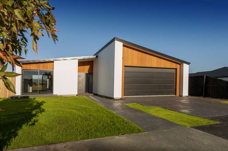 8 Pistacia Place Hornby_1