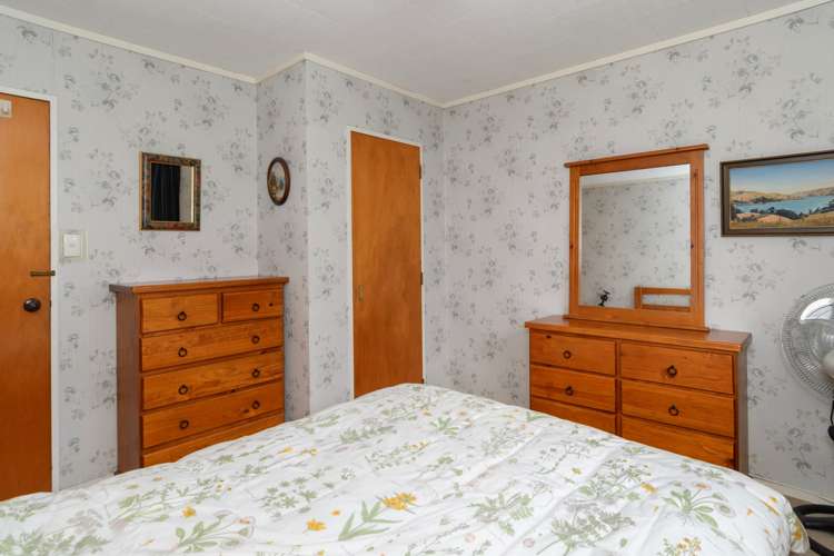 64 Welcome Bay Road Welcome Bay_13