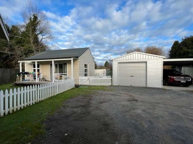 Spacious One Bedroom Cottage