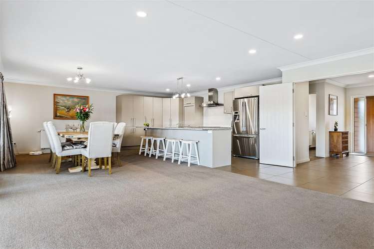 646 Grange Road Burnham_8