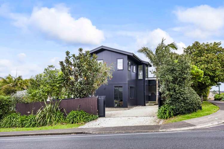 139 Vipond Road Stanmore Bay_0