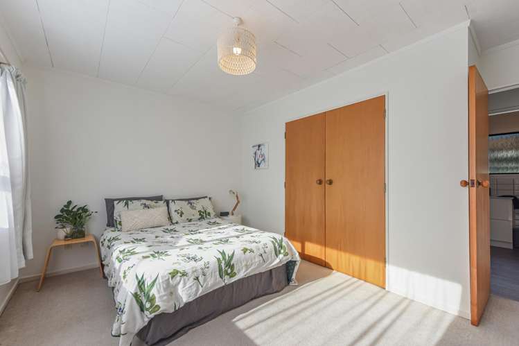 2/42a Songer Street Stoke_8