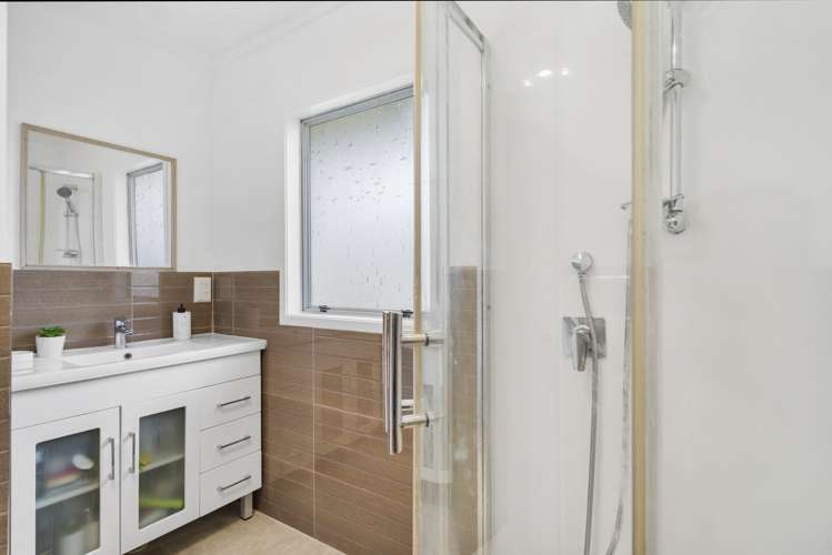 6 Stoll Place Clendon Park_8