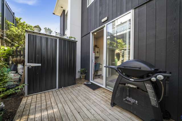 26 Ceramic Lane New Lynn_2